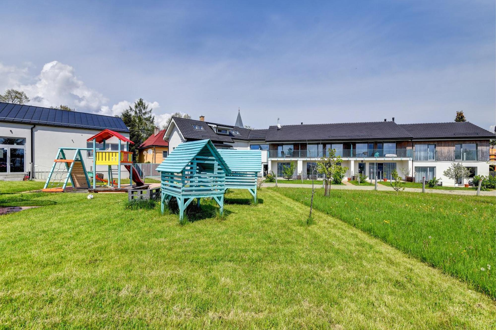 Penzion Ceresnovy Sad & Wellness Високе-Татри Экстерьер фото